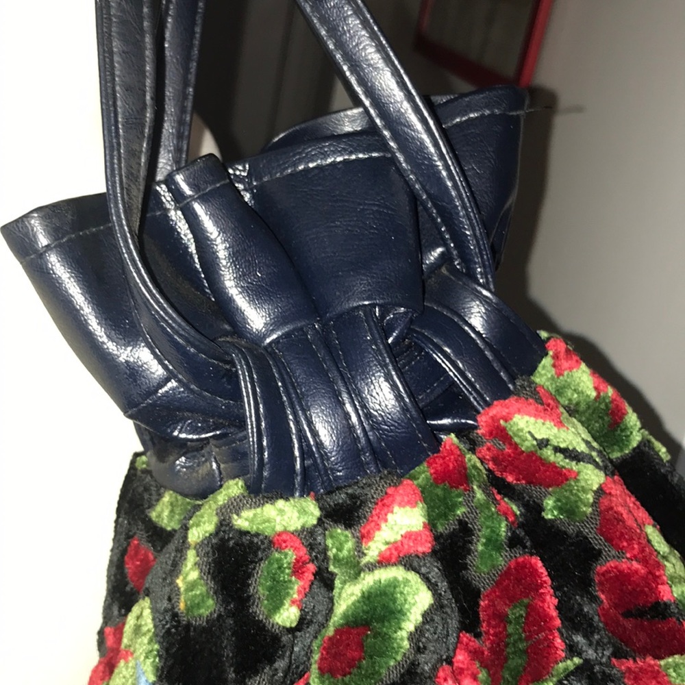 Vintage Carpet Tapestry Small Ball Bag π - Picture 2 of 8